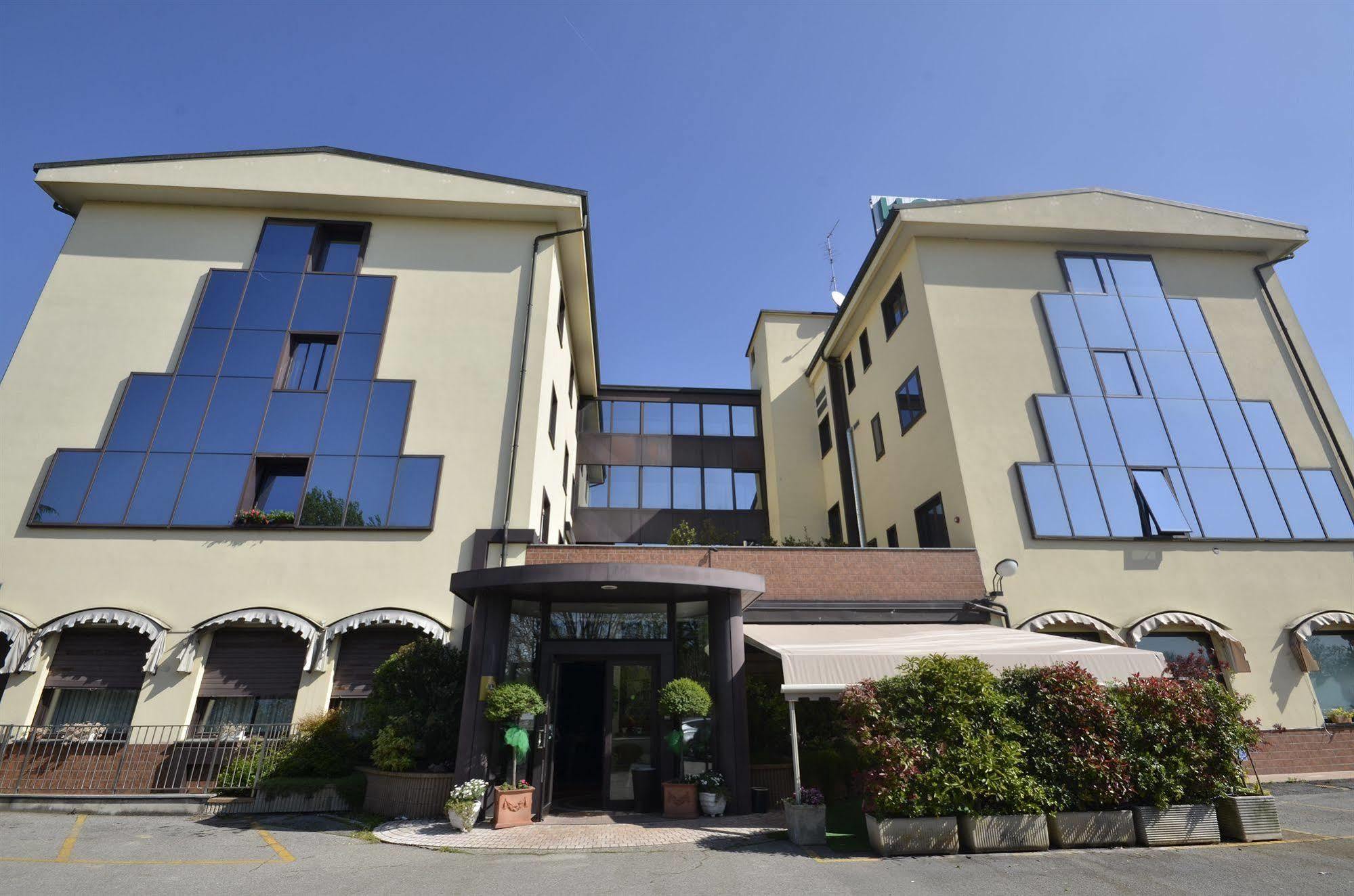 Hotel Edo Vimercate Exterior photo